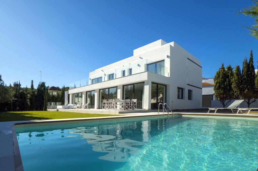 Spectacular recently renovated villa 